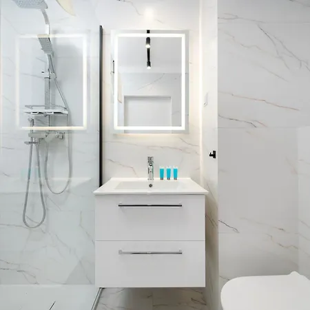 Downtown 19a By Bookinghost Appartement